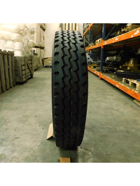 Картинка товара Шина R20 8,25 16нс HS268 139/137K c камерой и ободной лентой (Kapsen) универсальная