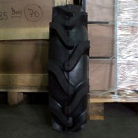 Шина 6L-12 2нс 421 з камерою без обідної стрічки (...